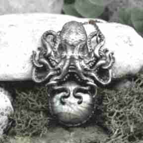 Miedziany wisior ośmiornica z labradorytem #330 metal earth, cthulthu, kraken, amulet wiedźmy