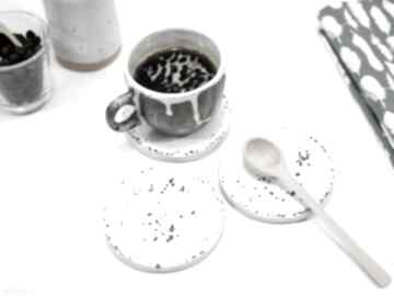 3 ceramiczne podkładki pod - białe fingers art akcesoria do kuchni, podstawki na stół, lastryko