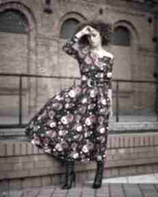 Sandy - sukienka w kwiaty i grochy milita nikonorov wyszczuplająca, wygodna, oryginalna