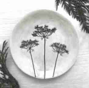 Mały roślinny talerzyk ceramika