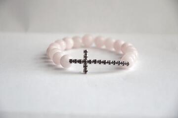 Bracelet by sis: liliowe kamienie z różowym cyrkoniowym krzyżem marmur, nowość, prezent, krzyż
