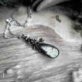 Labradoryt: magiczna biżuteria, na prezent drobny upominek, kamienie mocy. Tęcza wisiorki VIVI