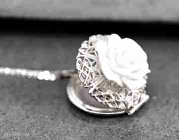 Shabby medalion zdjęciem róża łańcuszek kwiat zawieszka róż cena