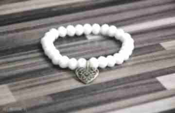 Bracelet by sis: elegancka bransoletka z białych kryształów sercem serce, biały, prezent