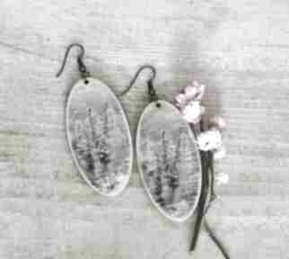 Kolczyki drewniane w stylu retro i vintage z kwiatem wrzosu make light art, kolczyk