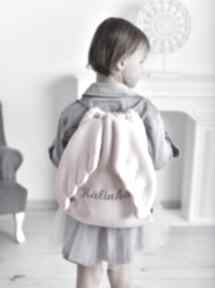 Plecak ze skrzydłami i imieniem dla atelier malego designu worek, dziecka, pomysł