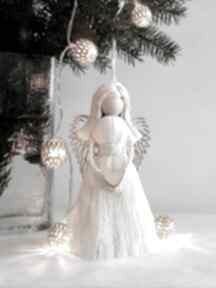 Pomysł na święta prezent. Kremowy aniołek dekoracje świąteczne ręczne sploty ze sznurka, ozdoby
