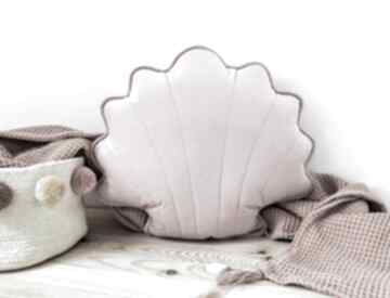 Muszelka poduszka dekoracyjna do pokoju dziecięcego pokoik dziecka kuferek malucha muszla