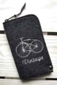 Filcowe etui na telefon - vintage bike happy art smartfon, pokrowiec, zajączki, retro, rower