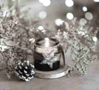 świeca sojowa o zapachu jodły, goździków, rozmarynu i mięty świąteczne make light art