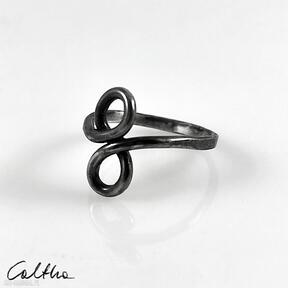 Zaplątany - srebrny pierścionek rozm 8 2111 -06 caltha, obrączka, minimalistyczna biżuteria