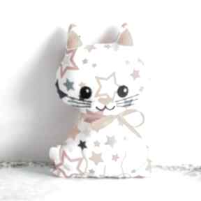 Kotek psotek - karolek 19 cm maskotki mały koziołek kot, chłopczyk, haftowana, bezpieczna