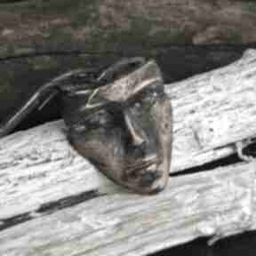 Wisior maska wenecka art clay wisiorki estera grabarczyk - biżuteria miedziana