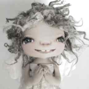 Aniołek lalka kolekcjonerska. Figurka tekstylna - pamiątka prezent dla siebie