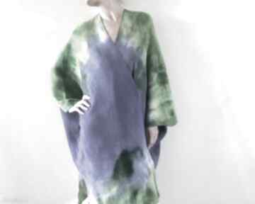 Kardigan wełniany w formie kimona płaszcze anna damzyn kardigan