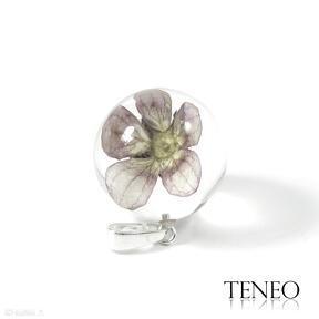 Wisiorek z kwiatem zatopionym w żywicy wisiorki teneo kwiat, srebro