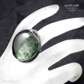 Zielony pierścień dla znawczyni: galeria limart unikat, ekstrawagancki, ekskluzywny, prezent