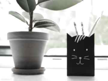 Duży czarny kot - pojemnik na kredki ołówki długopisy pokoik dziecka anamarko kot - przybornik