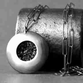Duży wisior z karborundem, zawieszka oksydowanego srebra shambala, z surowe 925, czarny kamień