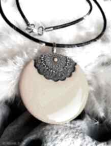 Ceramiczny naszyjnik żółty wisior z mandalą biżuteria vintage handmade unikalny prezent damski