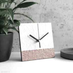 zegar z papieru odzysku zegary studio blureco biały stołowy, nowoczesny stojący, ekologiczne