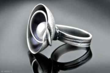 Srebrny z shambala pierścionek - perła naturalna, regulowany duży pierścień 925, awangardowa