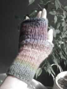 Rękawiczki mitenki the wool art, kolorowe ocieplacze, na prezent - drutach, multikolor