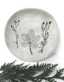 Roślinny talerzyk ceramika ana ceramiczny, podstawka na biżuterię