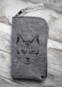 na telefon - haftowany kotek happy art etui, smartfon, filcowe, haft, kot, prezent
