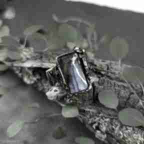 Leśna - pierścionek z VIVI art labradoryt, niebieski kamień, nimfa, regulowany, magiczna ozdoba