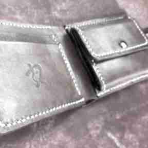 Brązowy portfel na bilon ze skóry ręcznie uszyty robert zmuda, portfele - damski