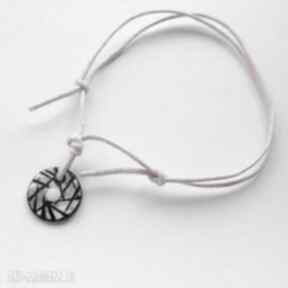 Okrąg bransoletka katarzyna kaminska srebro, swarovski, sznurek
