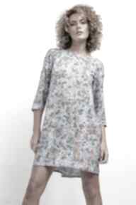 Sukienka z kontrafałdą na plecach t391, łączka fioletowym tle tessita z wiskozy, prosta, mini