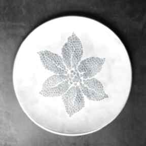 xxl z kwiatem lotosu ceramika badura delikatna patera, subtelne dodatki, unikatowe, artystyczna