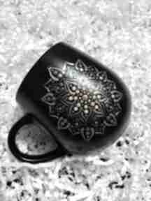 Kubek malowany ręcznie mandala kubki art of soul, prezent, ceramika, czarny