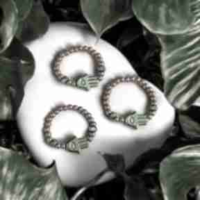 talizman chroniący od zła: hematyt emerald kaktusia pierścionek na gumce, hamsa, ręka
