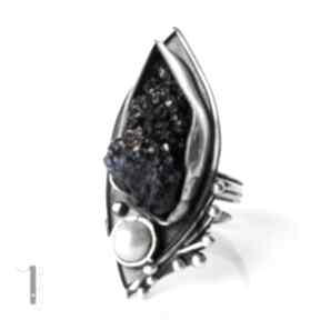 Velen srebrny pierścień z druzą tytanową i perłą miechunka, tytan, pierścionek, regulowany