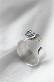 Srebrny pierścień z topazem dziki krolik pierścionek, toopaz, minimalistyczny - regulowana