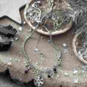 Bransoletka z zawieszką reveal z kamieniami, z śnieżynka, zimowa, na prezent