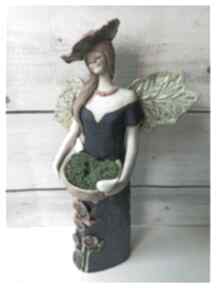 Anioł z makami ceramika wylęgarnia pomysłów - mech, chrobotek, ptaki