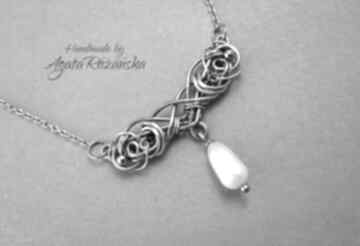 z seashell, wire naszyjniki agata rozanska perła, wrapping, wirewrapping, stal