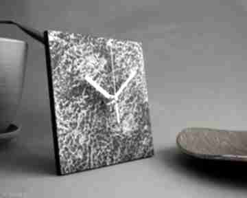 srebrny zegary studio blureco elegancki czarny zegar, minimalistyczny z upcyklingu, ekologiczne