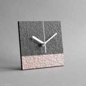 Nowoczesny zegar z miedzianym akcentem zegary studio blureco minimalistyczny, miedziany