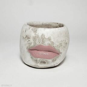 Czarka z ustami kubki palcik na yerbamatę, yerba mata, kubek z ceramika artystyczna, rzeźba