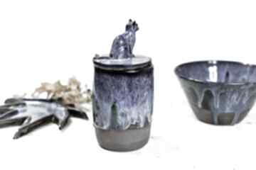 Kamionkowy pojemnik na różności z figurką kota ocean -650ml ceramika azulhorse prezent