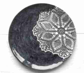 Granatowa patera z koronką ceramika ana artystyczny talerz, ceramiczna, ozdobny rękodzieło