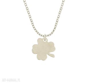 Celebrate clover1 necklace koniczynka celebrtyka kolekcja