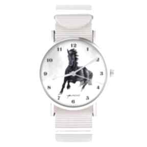 Zegarek - czarny koń, cyfry brzoskwiniowy róż zegarki lili arts, nylonowy pasek, biżuteria