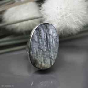 Surowy labradoryt - pierścionek "hidden beauty" branicka art, srebrny, duży