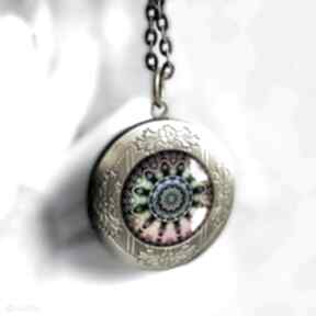 Mandala medalion sekretnik otwierany na łańcuszku z zapięciem elegancki prezent naszyjniki gala